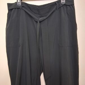 Banana Republic Women's Career  Pants Black XL Cropped Waist Ties Pockets